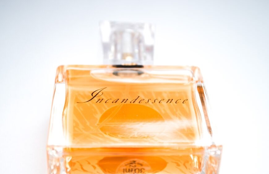 perfume-293865_1920