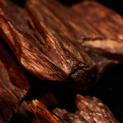 Oudgasm Tobacco Oud | 04 Eau de Parfum Intense Kayali Fragrances for women and men